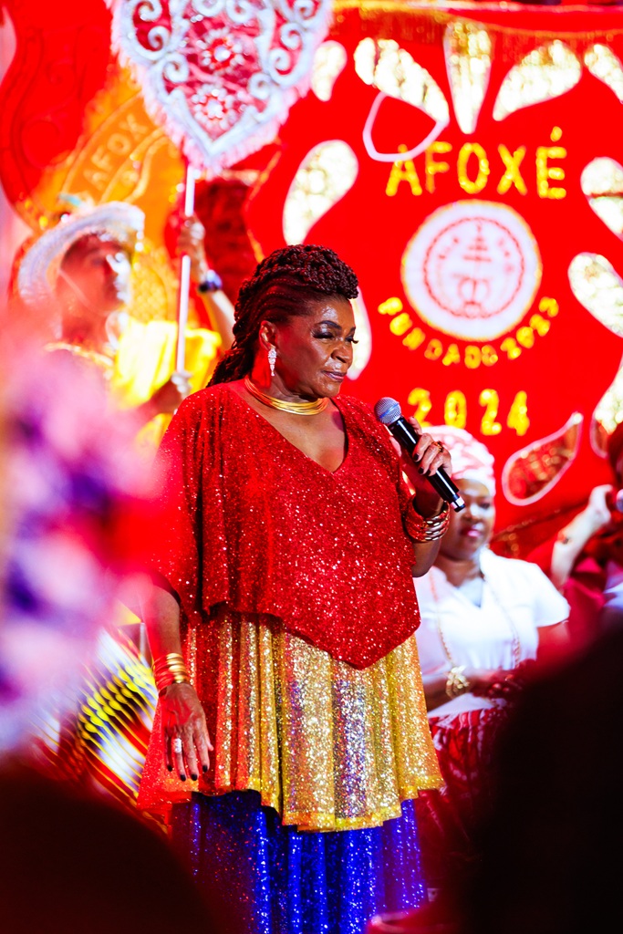 Zezé Motta no palco do Marco Zero | Foto: @greencreativee