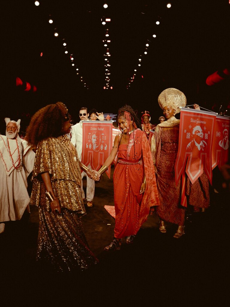 Zezé Motta e Duda Santos | Rio Fashion Week | Foto: TV Globo