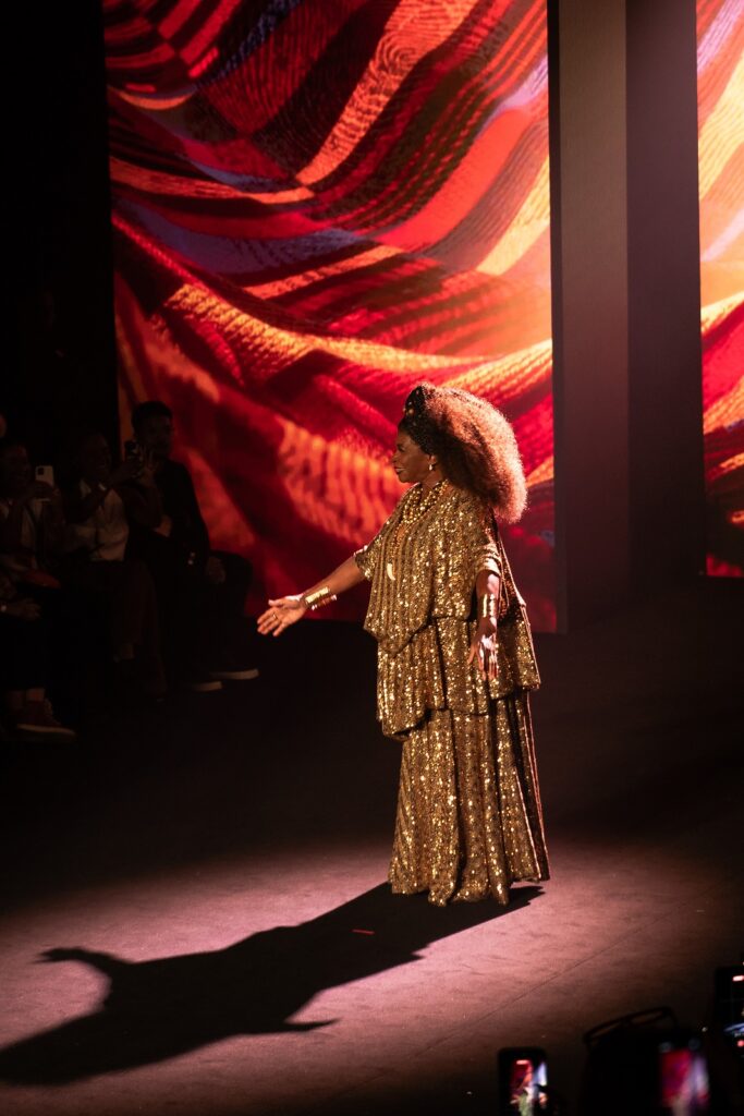 Zezé Motta | Rio Fashion Week | Foto: TV Globo